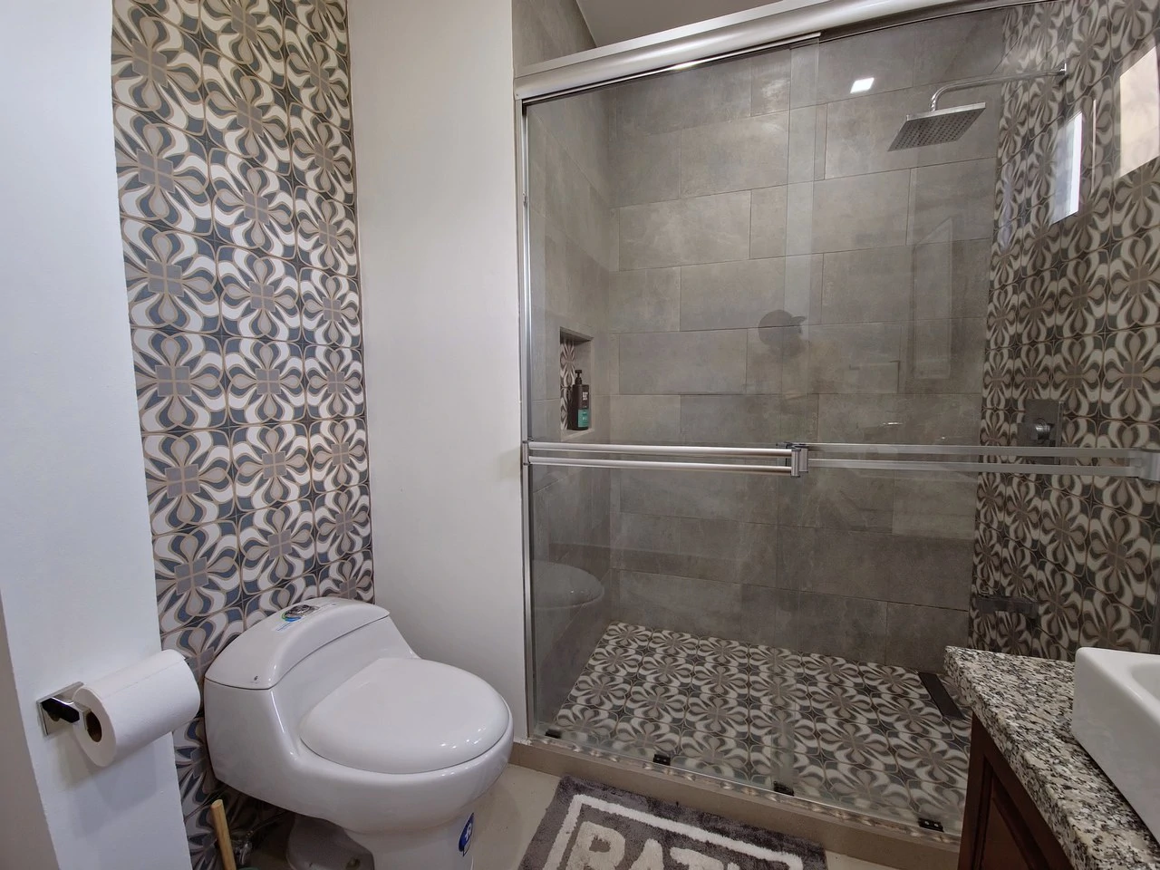 Price Reduced - Modern Oasis Near Uvita: Contemporary Living with Pool & Privacy - Gallery image 37