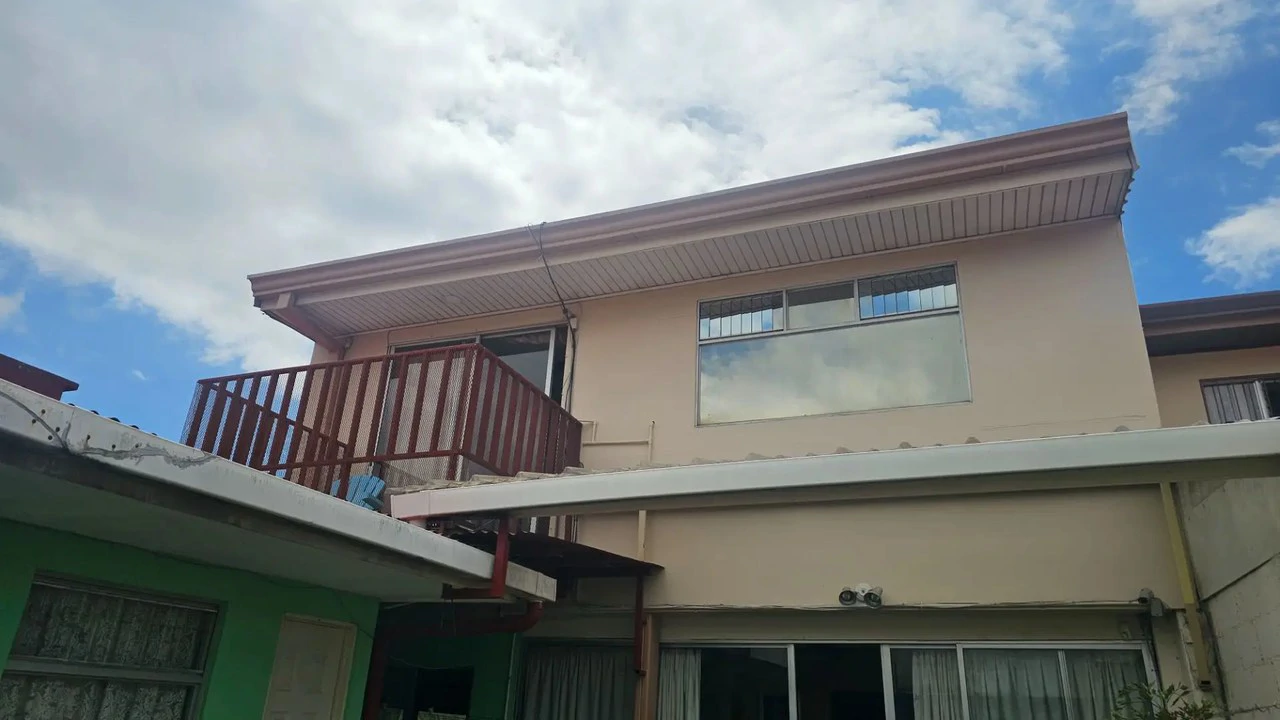 Spacious 6-Bedroom Family Home in Residencial Saint Clare, Moravia - Gallery image 18