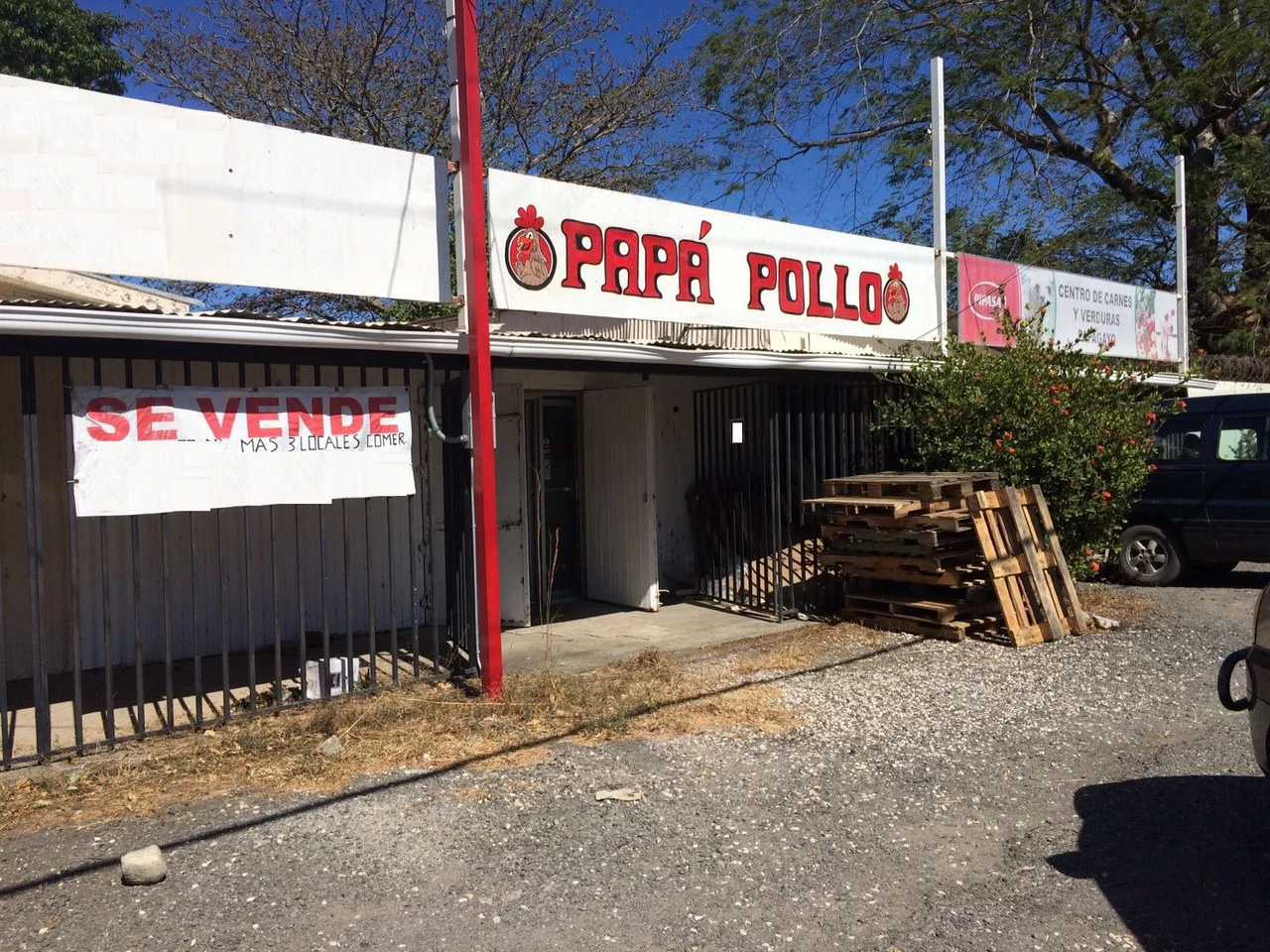 Terreno frente a carretera principal: Commercial Property in Guardia, Liberia