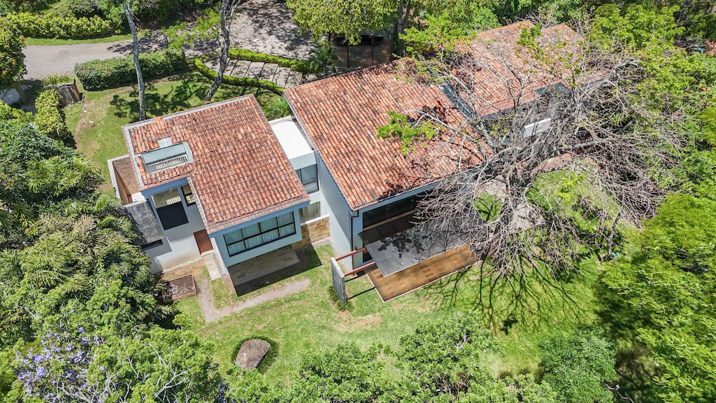 House For Sale in Piedades