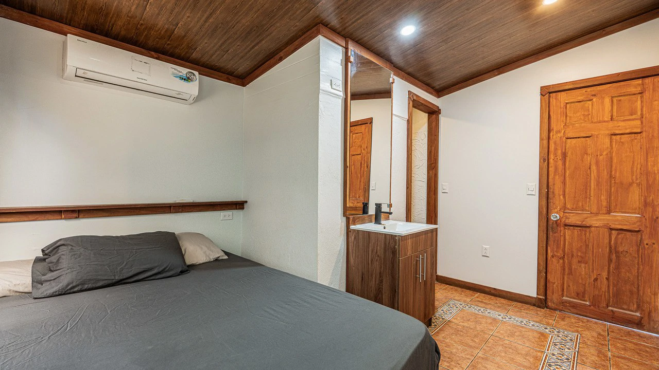 Completely Renovated 5 Bedroom Home in the Heart of San Isidro - Gallery image 51