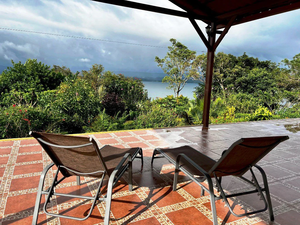Lake Arenal Multi Family Home - Only 300 m from Lake Arenal - Gallery image 7