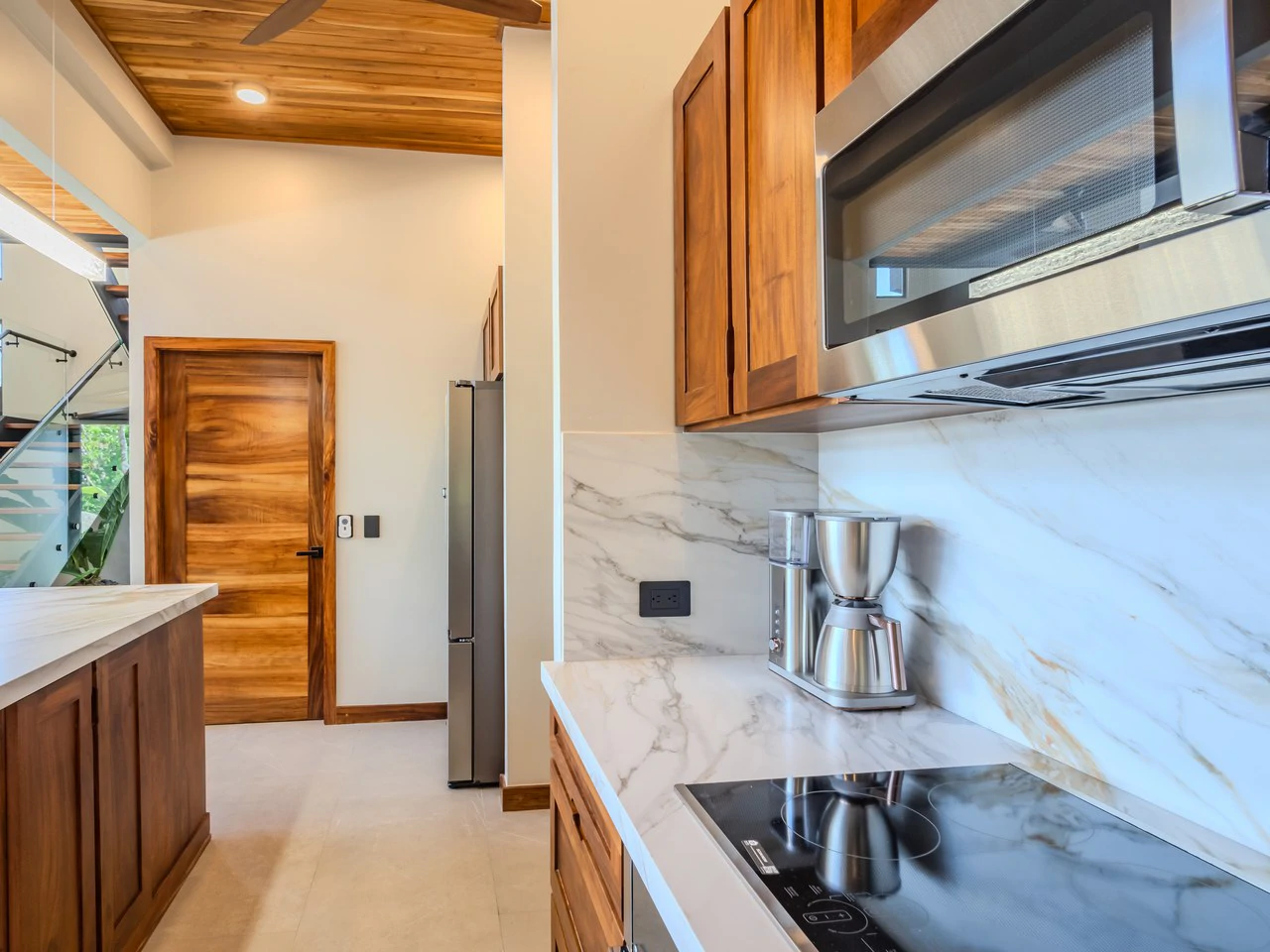 Luxury 3 Bedroom Home with Ocean Views in Downtown Uvita - Gallery image 37