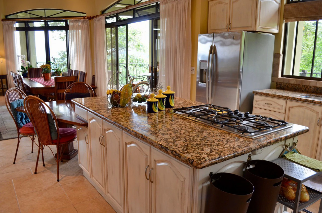 Mountain Condominium For Sale in Ciudad Colón - Gallery image 30