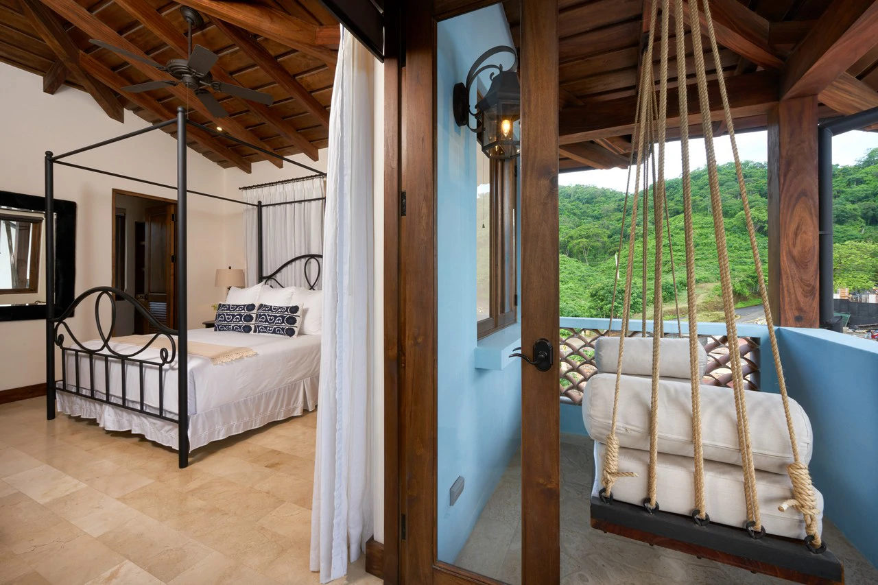 7 Calle La Ronda: Elegant 3-Story Ocean View Hillside Home in Las Catalinas - Gallery image 22