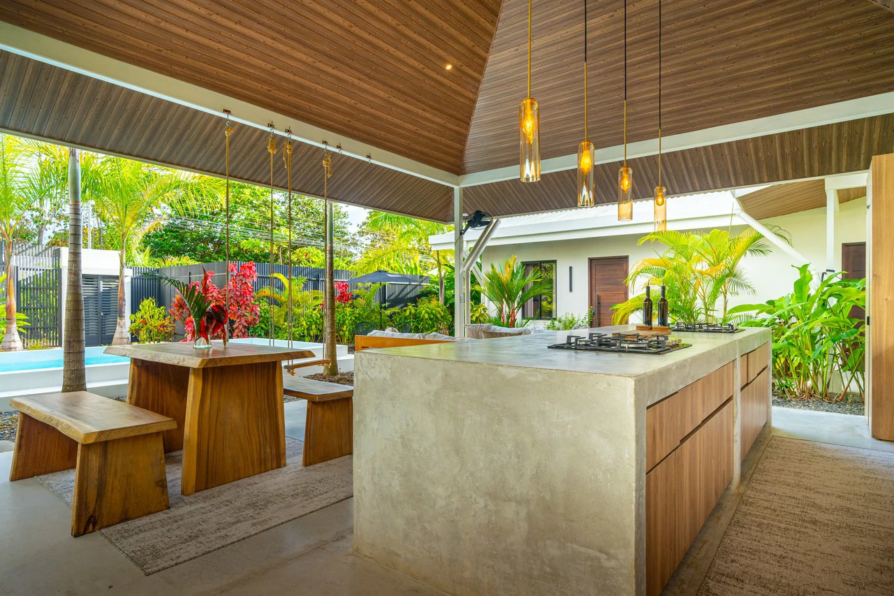 Income Ready Boutique Investment near Whale's Tail Beach - Gallery image 24