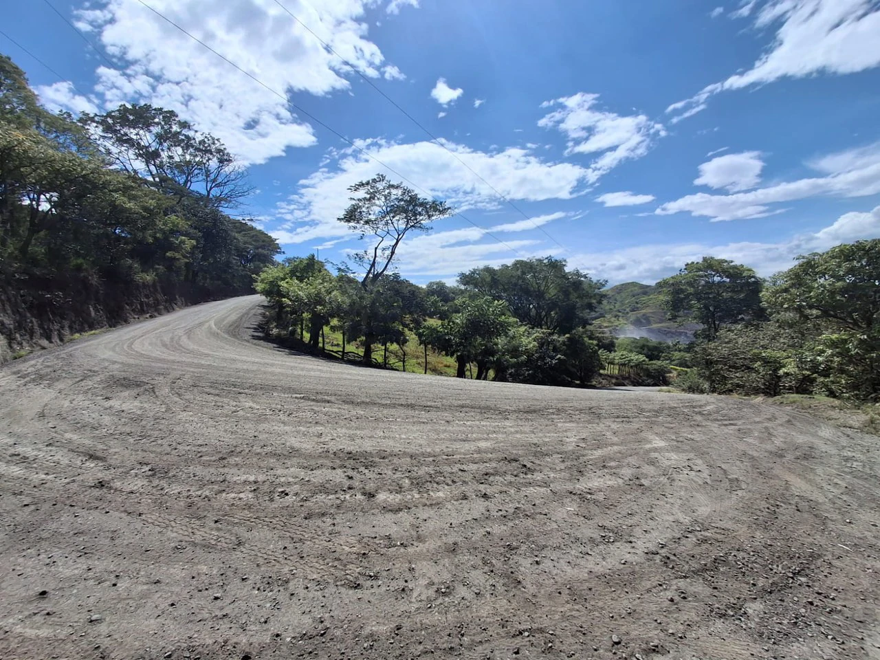 Large-Scale Investment: 108 ha. Industrial Rock Quarry & Diversified Investment Property - Gallery image 2