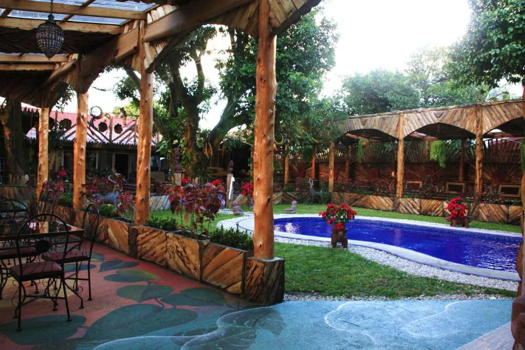 Hotel Casa Antigua: Exceptional Boutique Hotel & Prime Commercial Investment Opportunity Near Costa Rica’s Busiest Airport - Gallery image 13