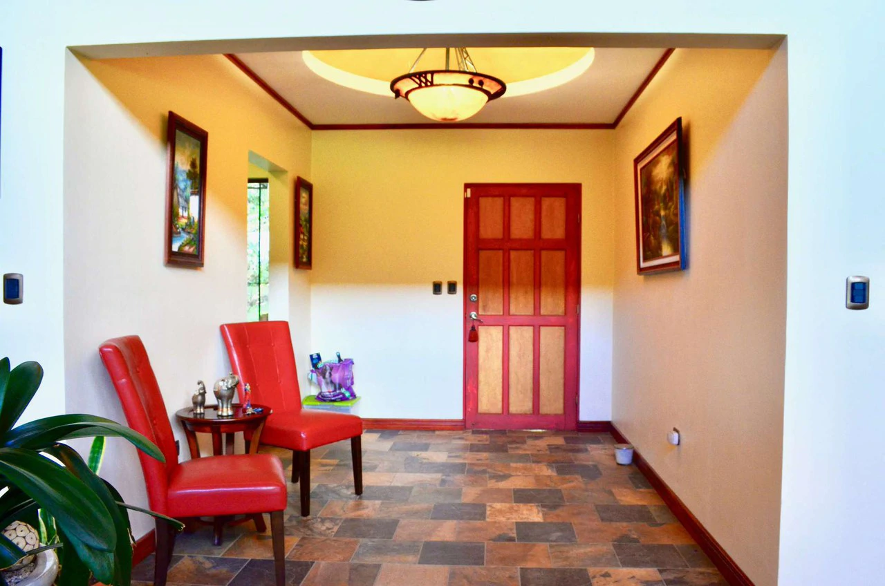 HOUSE IN TIROL HEREDIA: Leave surrounded by nature and peace - Gallery image 11