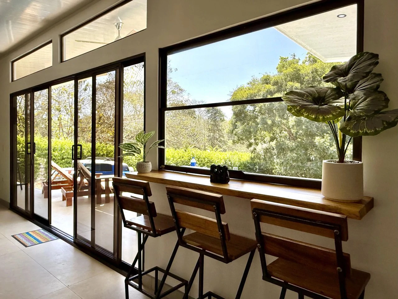 CASA BRISA ABIERTA: Turnkey Tropical Living on the Edge of Cobano $349,950 USD - Gallery image 13