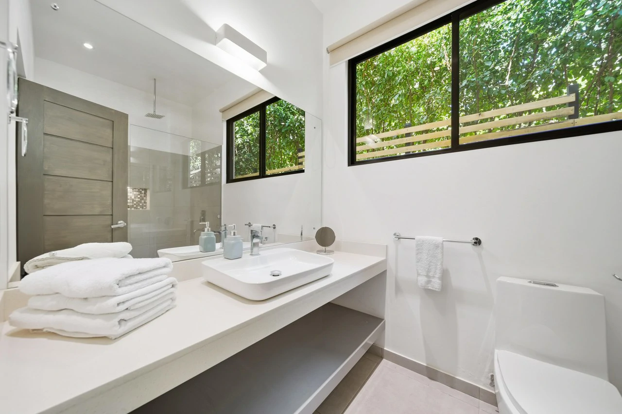 Casa Oasis: Modern Tropical Living Minutes from Tamarindo - Gallery image 24