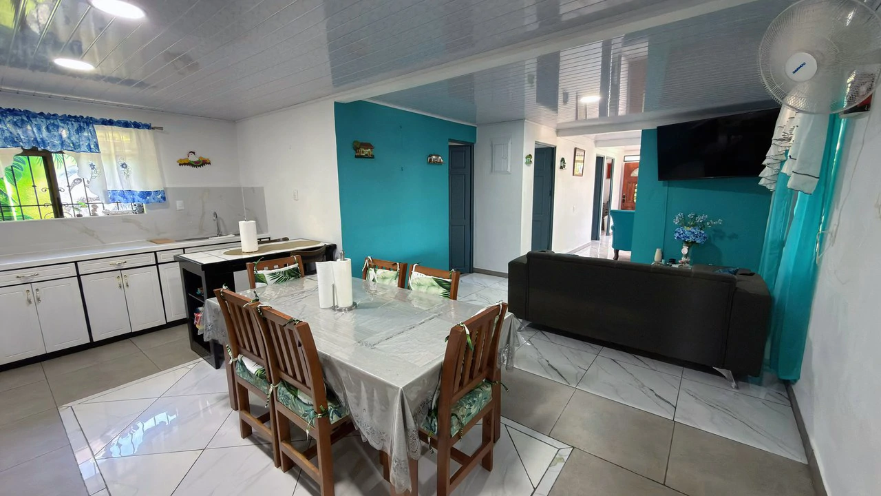 Countryside House For Sale in San Pedro - Gallery image 11