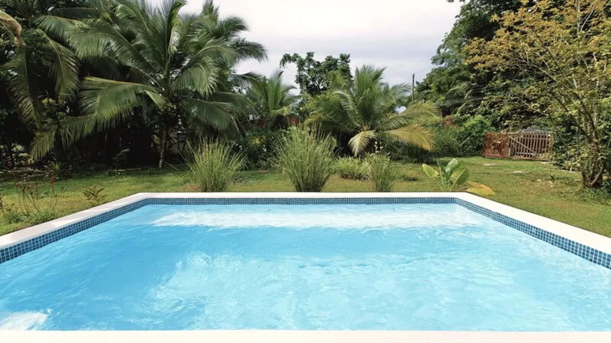 ID 947: 2 BD/2BA Renovated Home with Ocean View Near Playa Negra - Gallery image 26