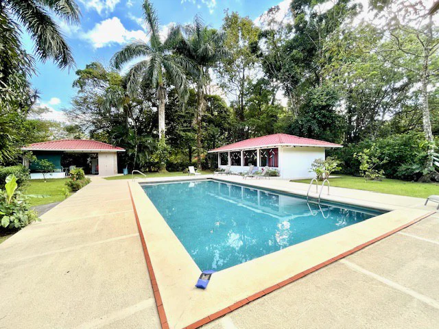 LG-002 Terreno Top Nuevo Arenal: Premium 1.45-Acre Gated Homesite in Nuevo Arenal | Panoramic Lake & Volcano Views, Private Boat Dock & Clubhouse - Gallery image 25