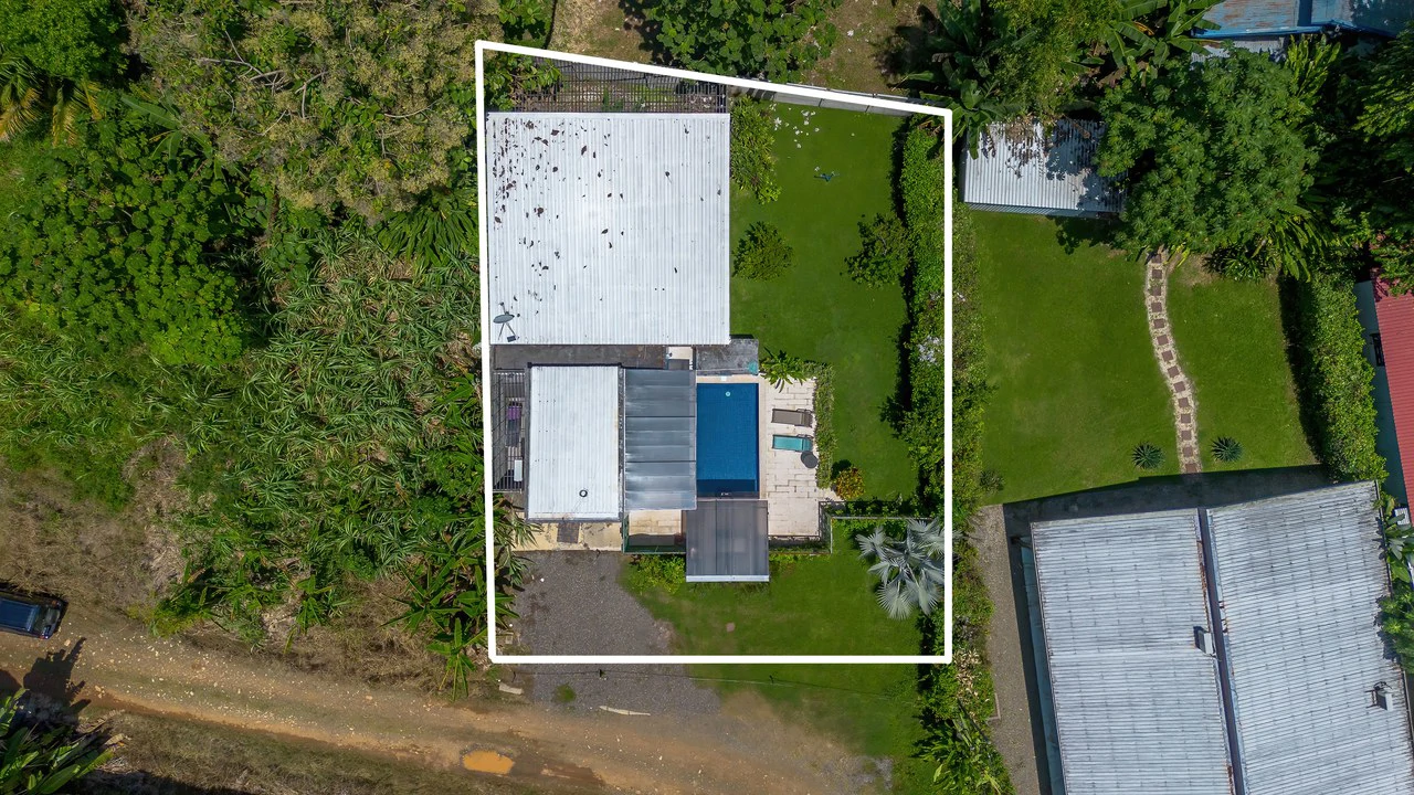 Playa Chamán Beach: Home for Sale – 3 Br, Pool, Walk to the Beach - Gallery image 6