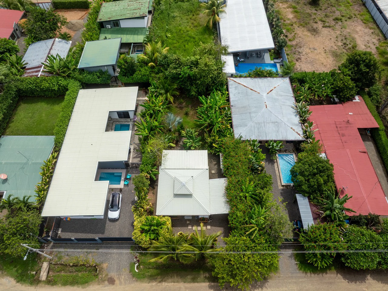 Uvita Beach Bungalow Walking Distance to the National Park - Gallery image 2