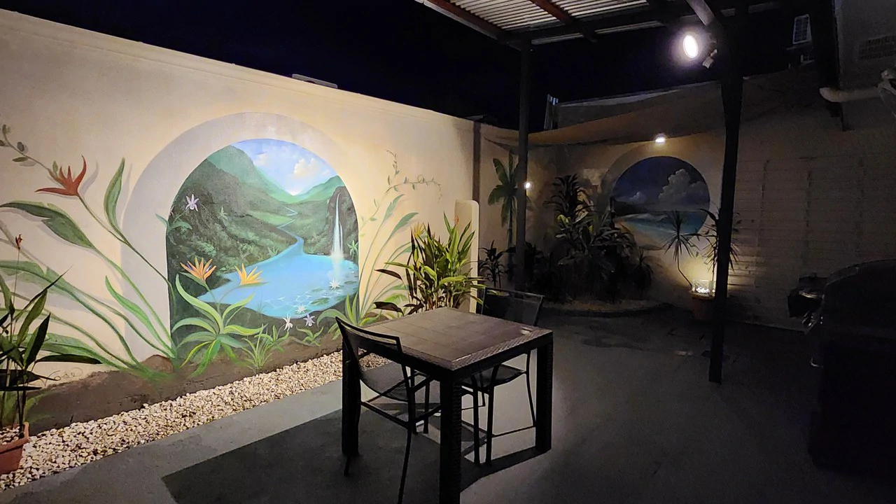 Artistic in Jaco- Quiet and Private 4br/2ba: Walk to the beach, stores, restaurants and the famous Jaco nightlife! - photo 9