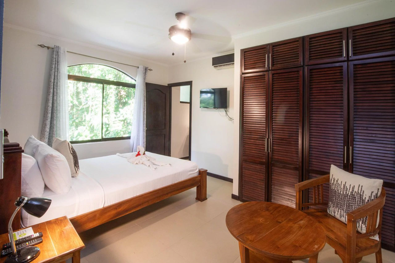 Manuel Antonio 3 bedroom- 3 bath with pool in Gated Development - Gallery image 64