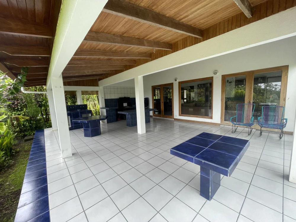Nuevo arenal: Looking for a Property to Develop Family Residences with Lake Views? - Gallery image 32