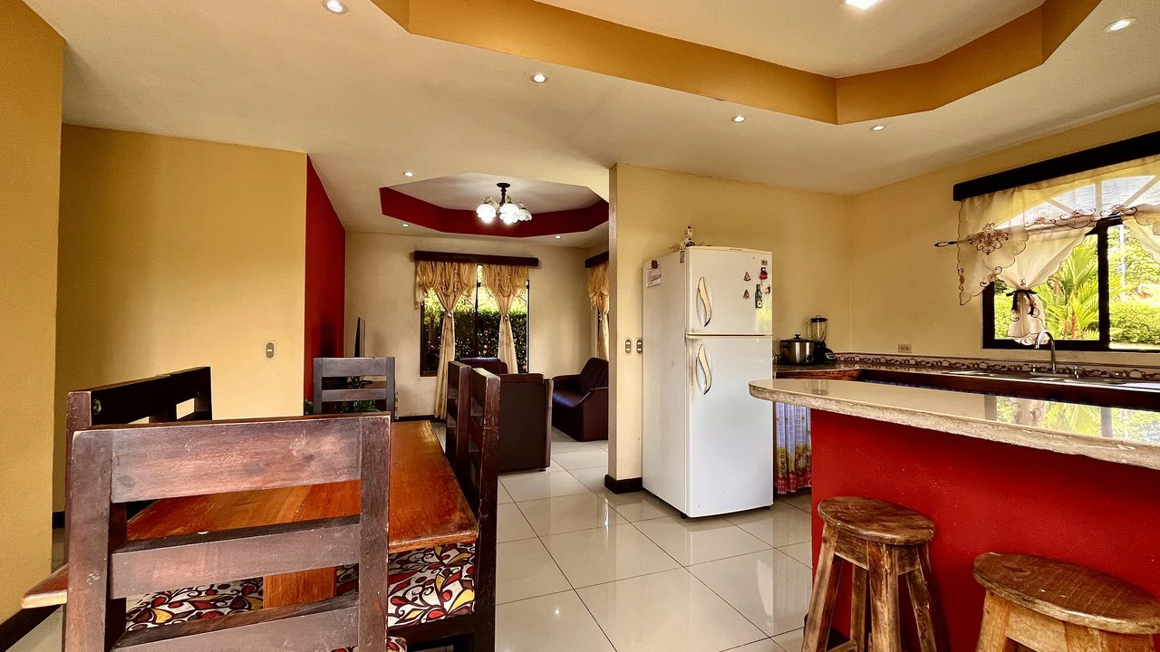 House For Sale in San Pedro - photo 6
