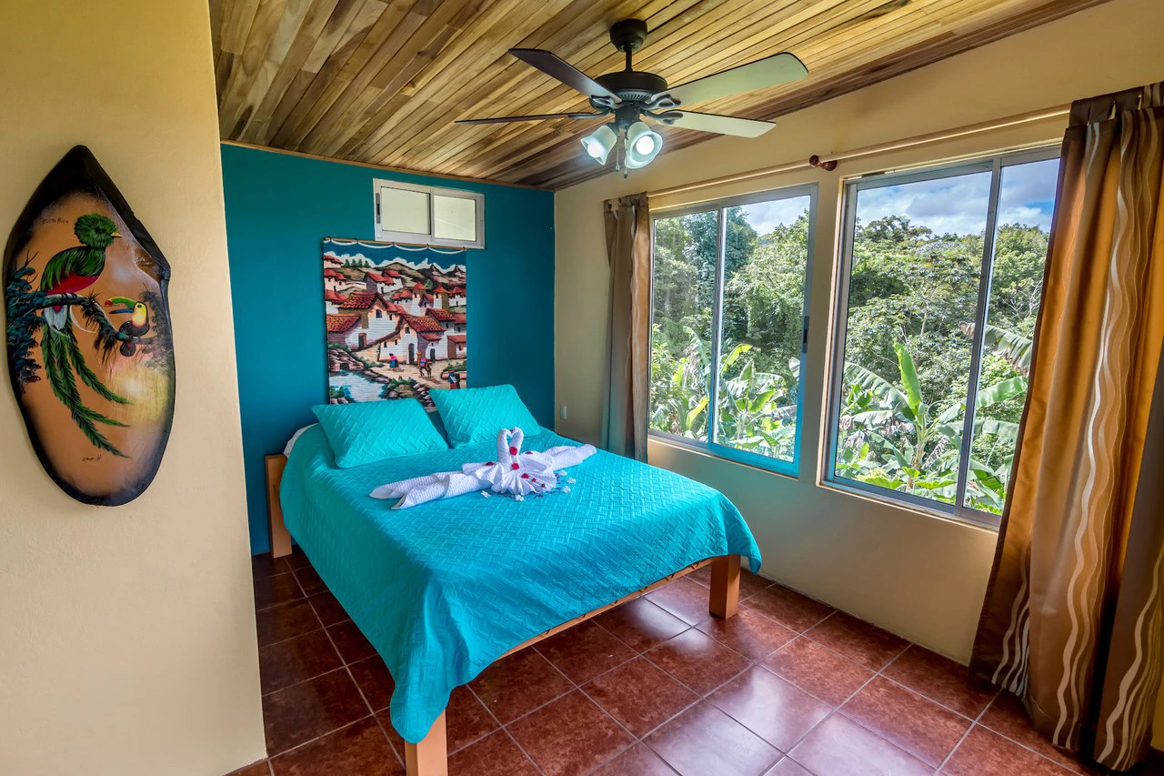 Nepenthe B&B: Hotel / B&B in the Rain Forest with spectacular views of Lake Arenal & Volcano. - Gallery image 10