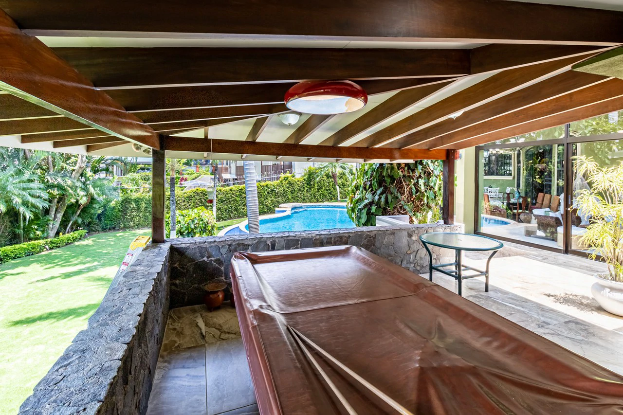 House For Sale in Escazú - Gallery image 28