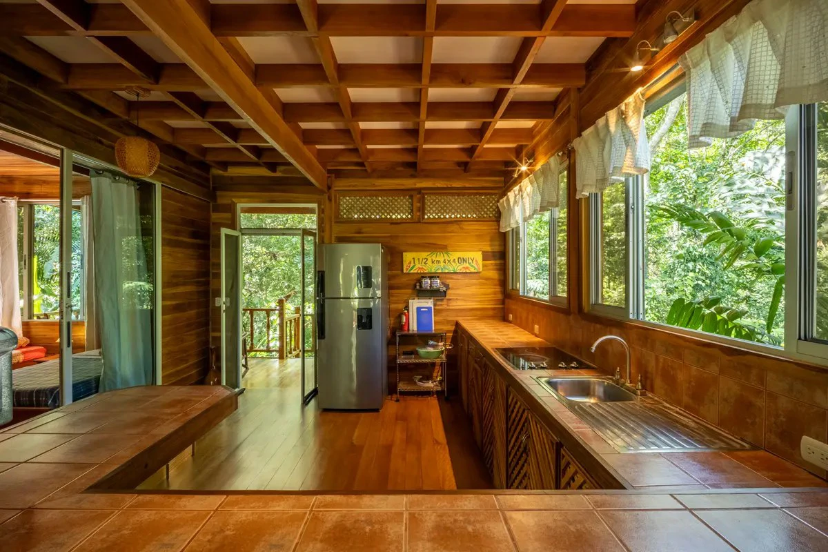 ID 26: 2 BD/2 BA Private Jungle Chalet in a Gated Community Near Hone Creek - Gallery image 11