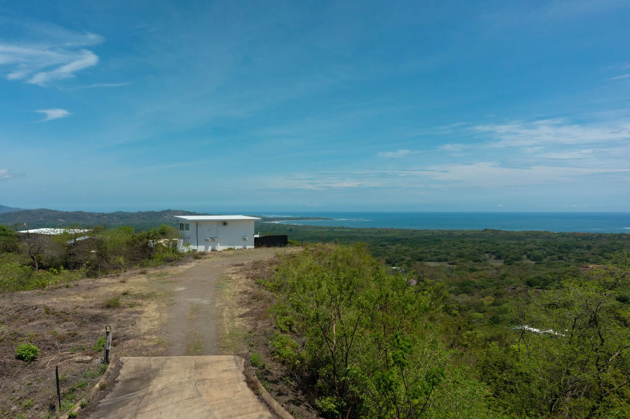 Corona del Cabo Lot 11: Top of the Ridge in Playa Grande - Gallery image 11