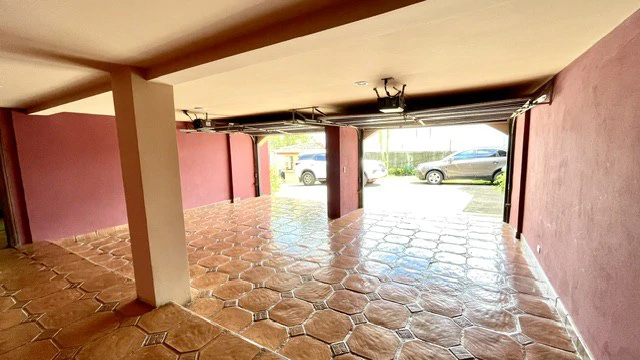 Casa Pinares: Rare 0.30-Acre Sprawling Garden Estate in Pinares, Curridabat | 1,241 m² Lot with Mature Trees, Protected Forest Views & 5,380 Sq. Ft. Build - photo 43