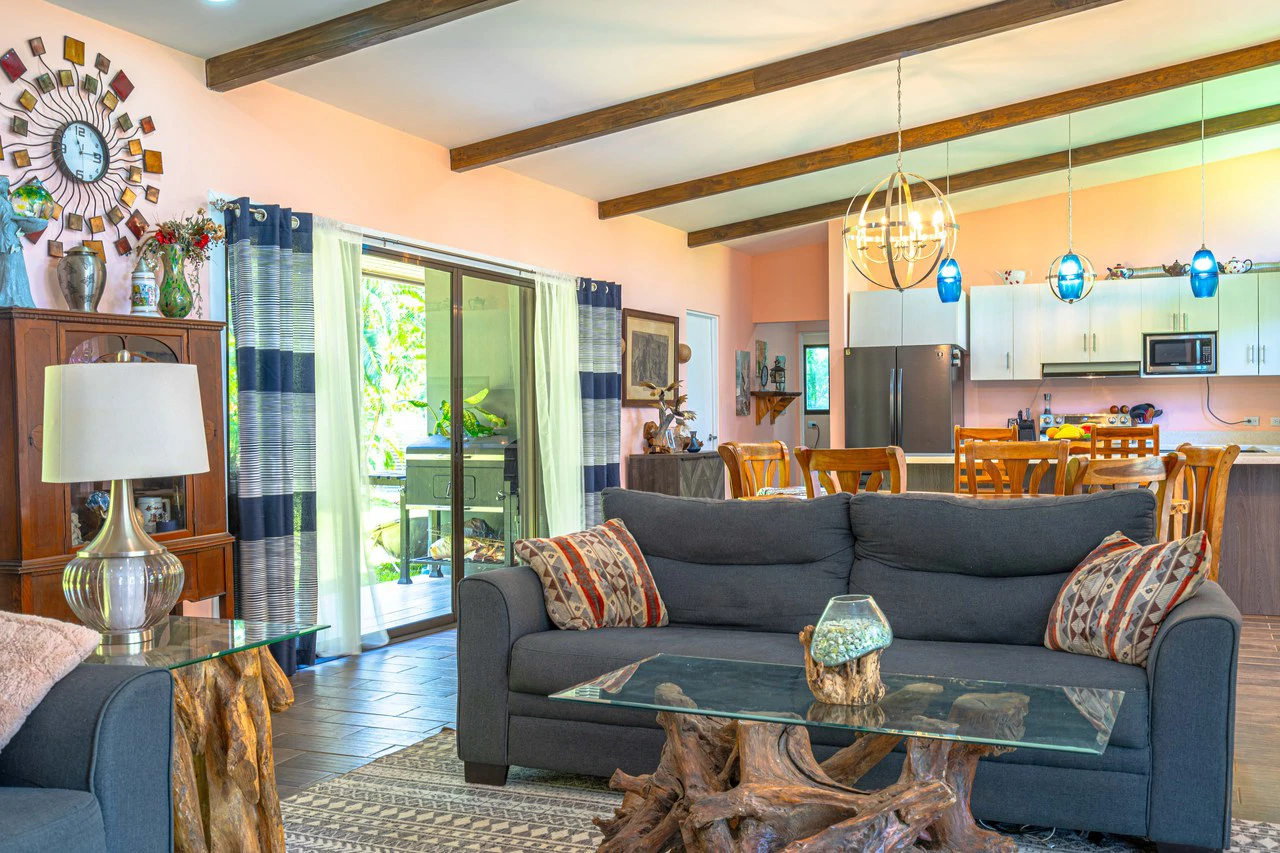 Three home stunning estate close to Quepos: Mountain Property For Sale in Parrita - Gallery image 8