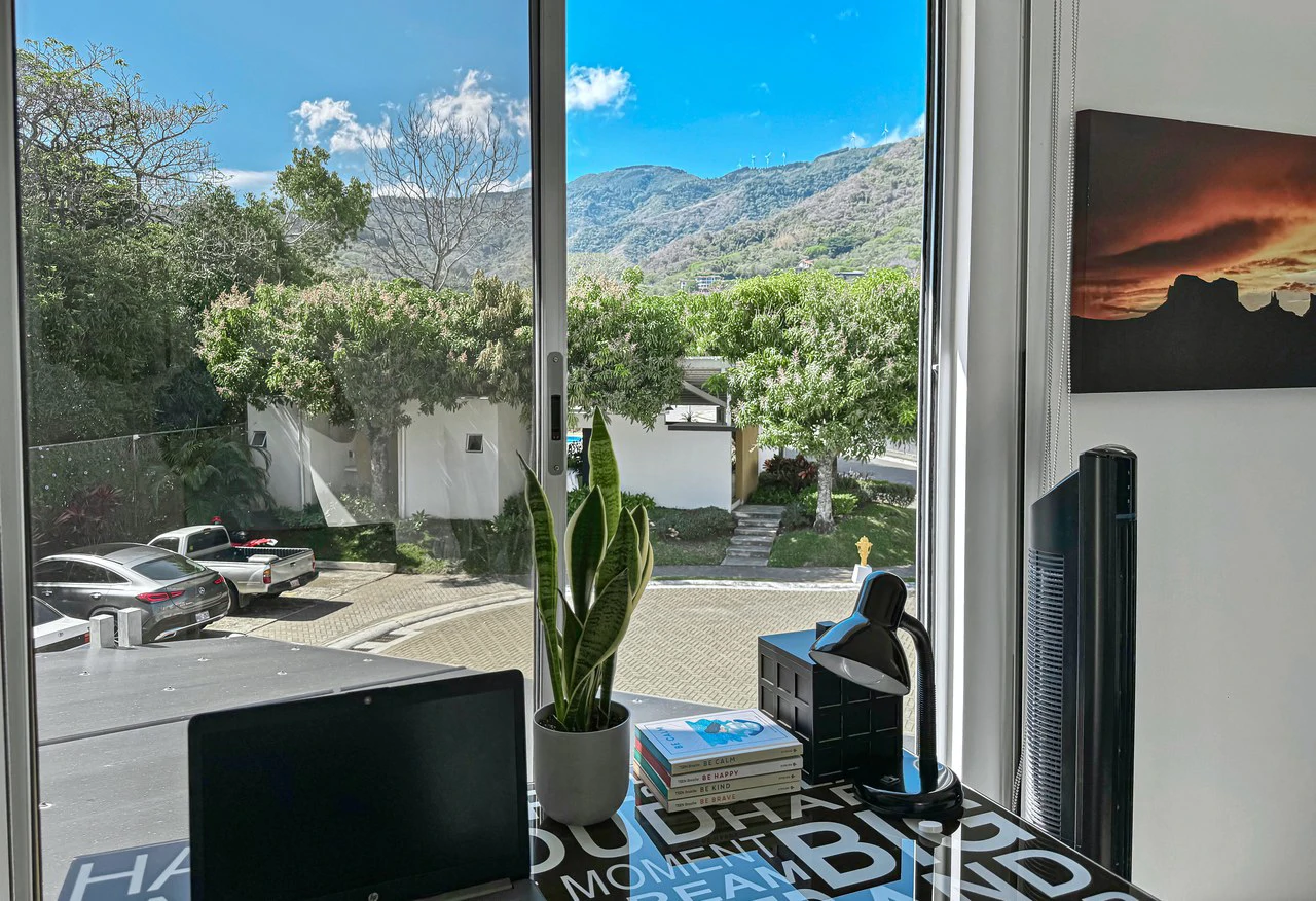 Casa Timeless: House For Sale in Rio Oro - Gallery image 15