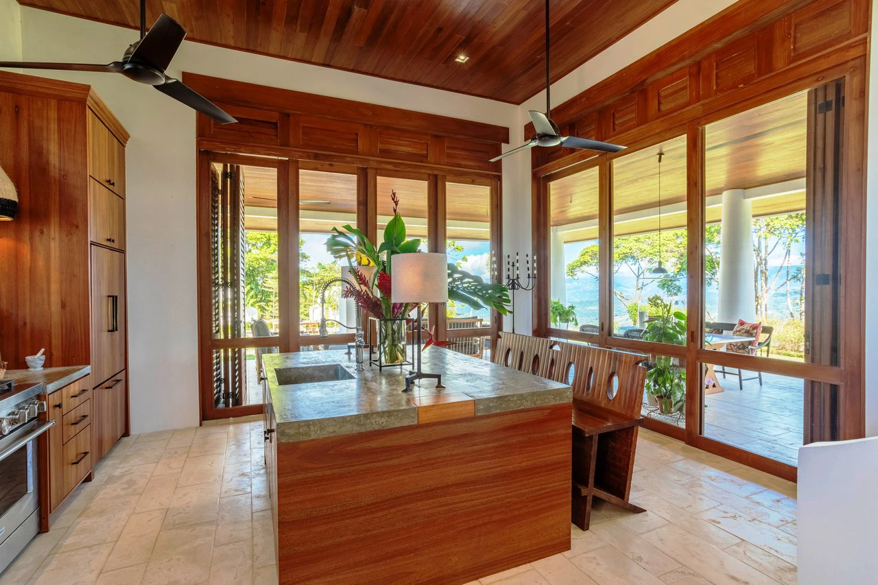 Custom Built Home in Dominical with 2 Building Sites in Costa Verde Estates - Gallery image 19
