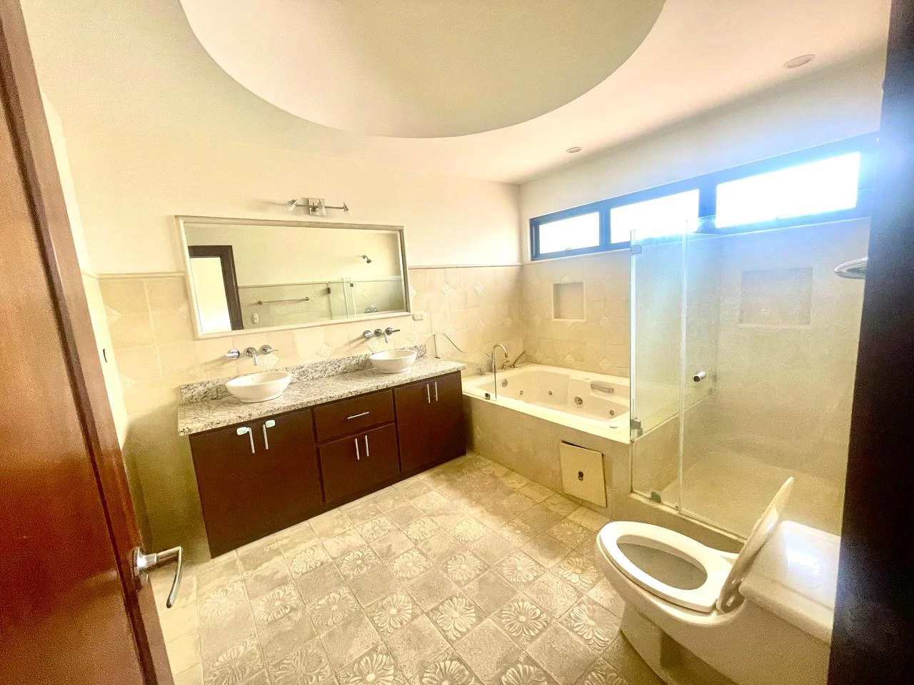 House for sale in gated community Escazu Costa Rica each room with private bathroom - Gallery image 11