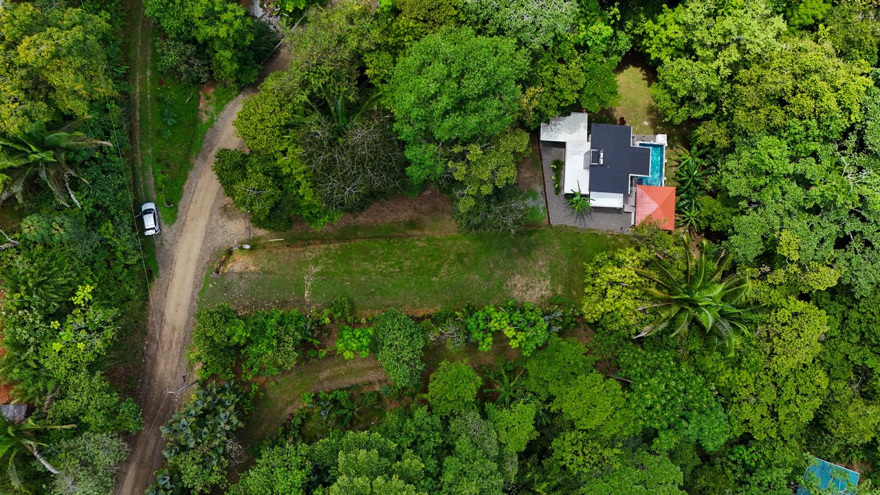 Beautiful Lot Ready to Built in Playa Hermosa, Osa with a Creek - Gallery image 2