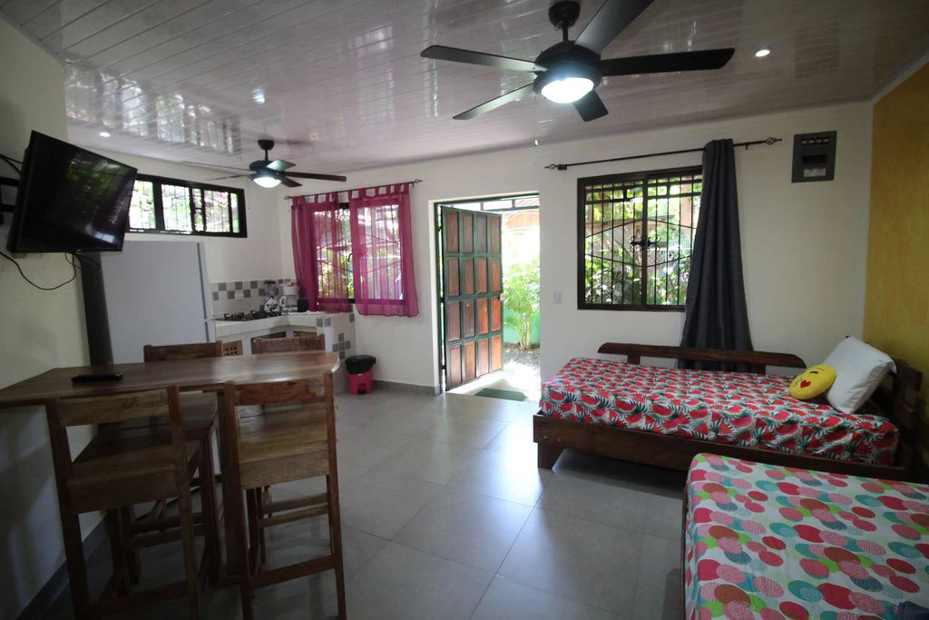 Casa Nela: Brand new multi-family home and income-producing property, steps from the beach - Gallery image 25