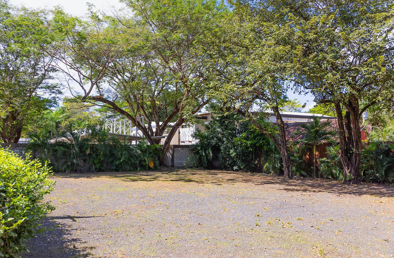 Main Street Lots in Surfside/Potrero: Seaside Property For Sale in Playa Potrero - Gallery image 2