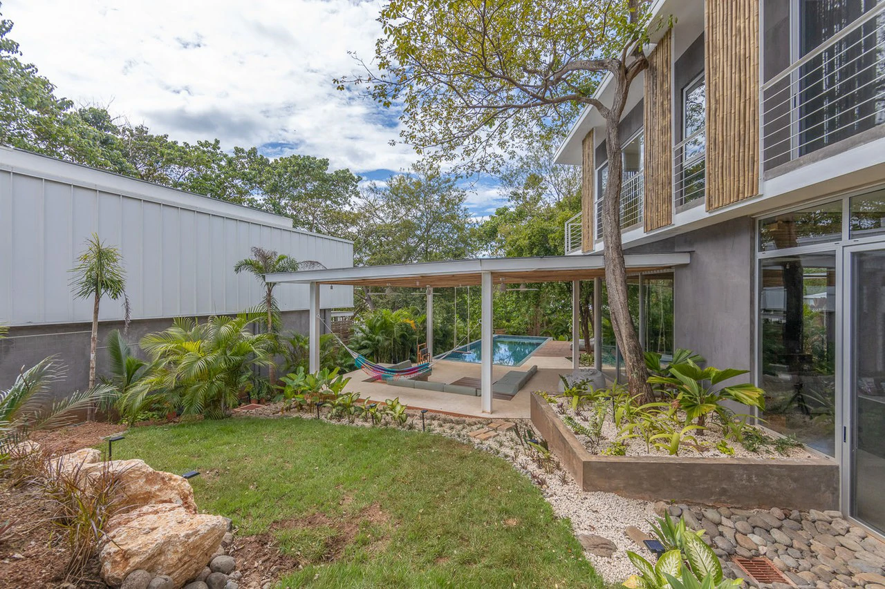 Casa C35: Stylish 4 Bedroom Home a Block to the Beach! - Gallery image 33