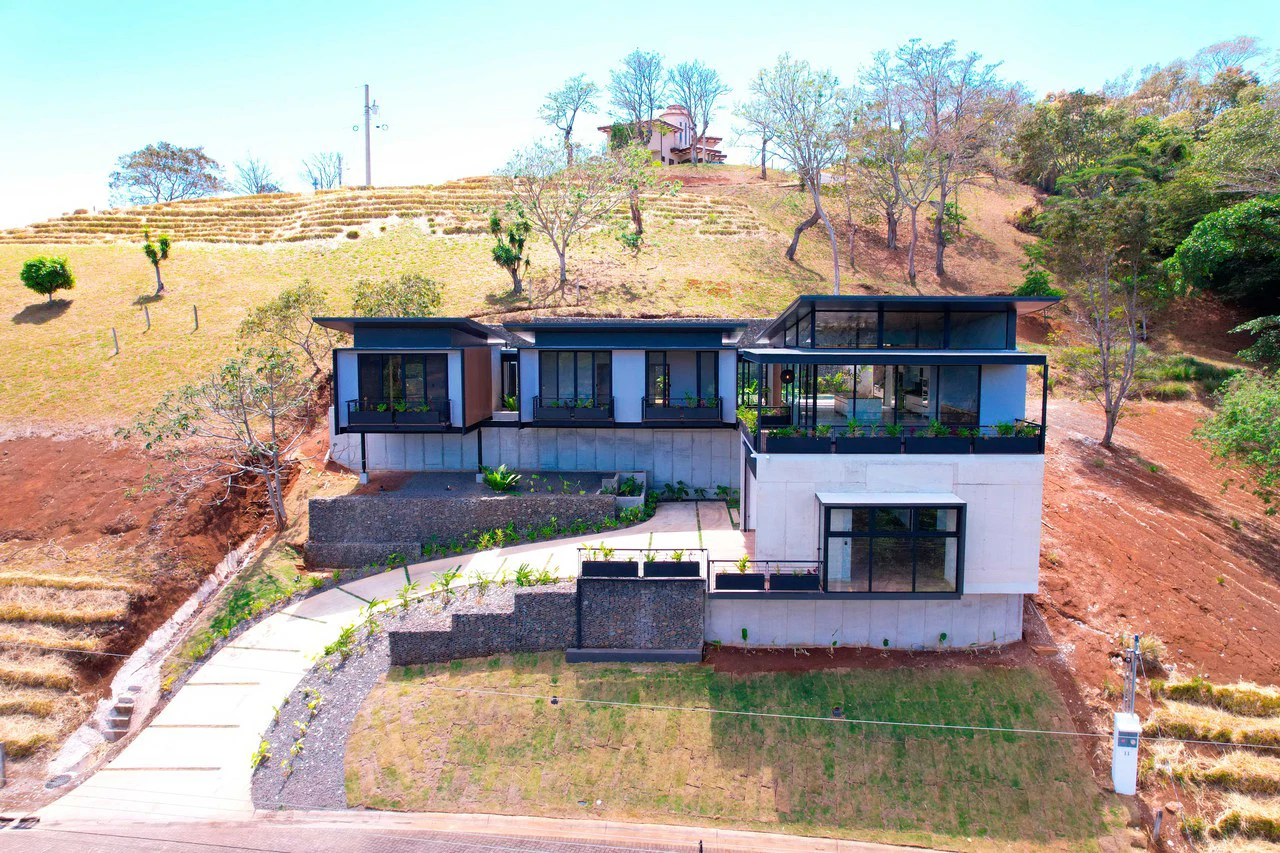 Modern Oasis Home for Sale in Naranjo - Gallery image 50