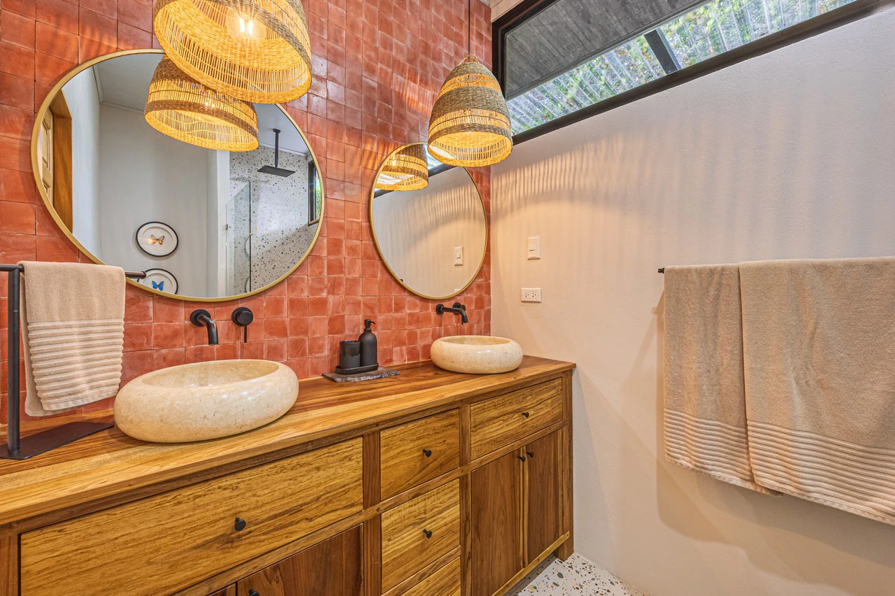 5 Out Of 5 Star Hotel for sale! - Gallery image 44