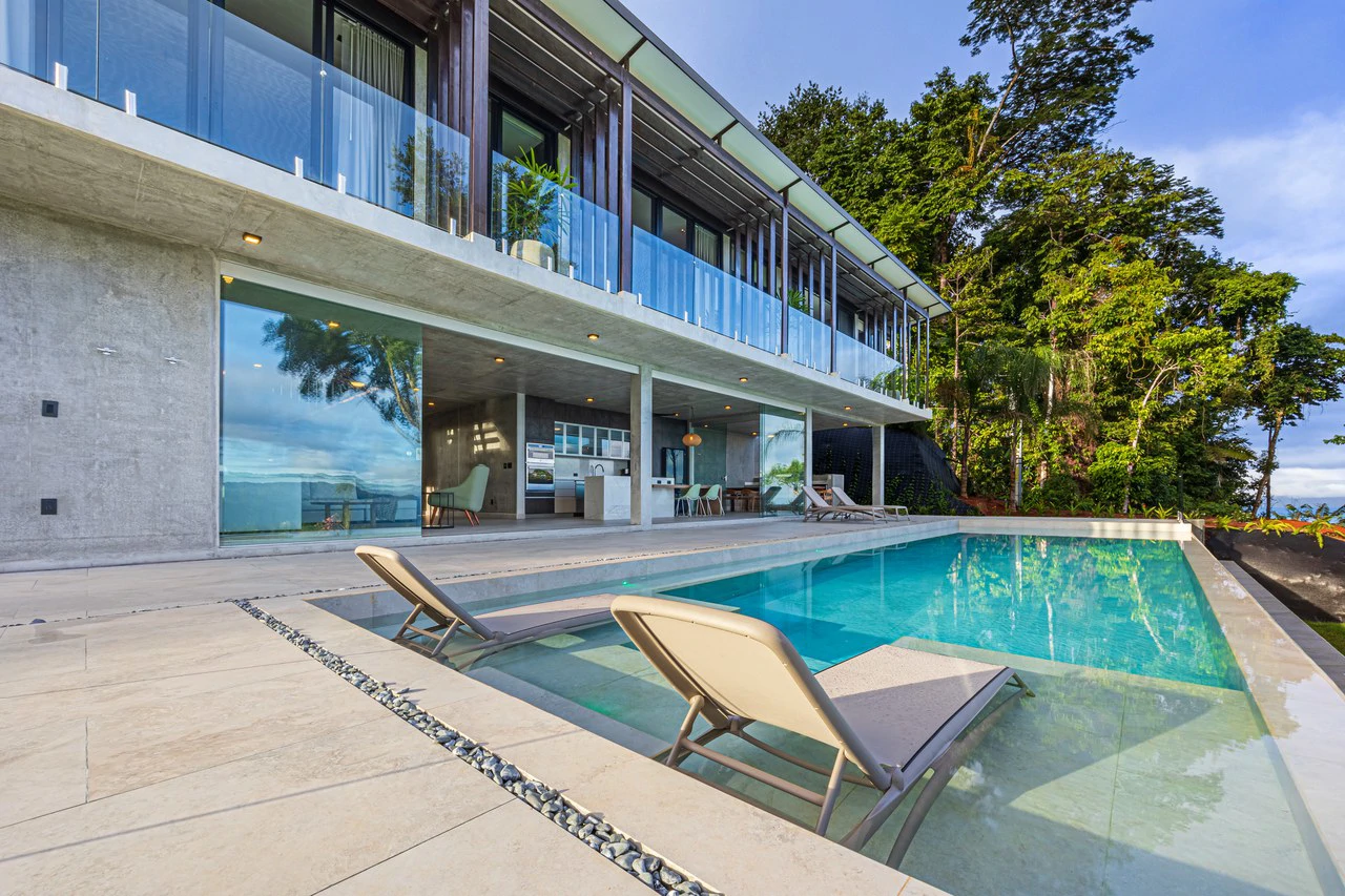A True Estate Beyond Compare, Ocean Views For Miles: Mountain House For Sale in Uvita - Gallery image 8