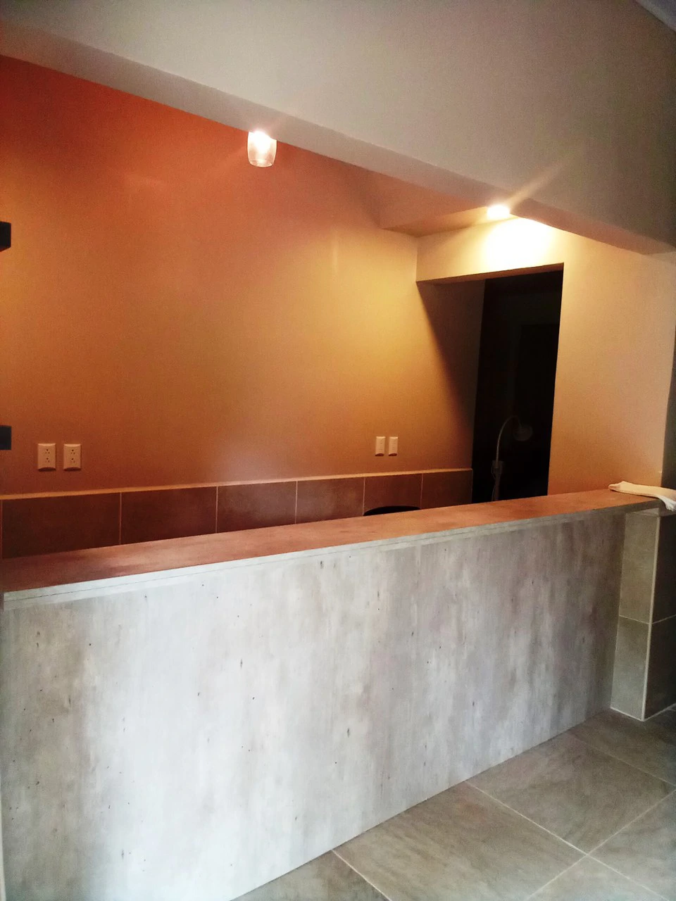 Hotel Opportunity!: HUGE PRICE DROP! Hotel & Medical Spa/Clinic in the heart of town! - Gallery image 15