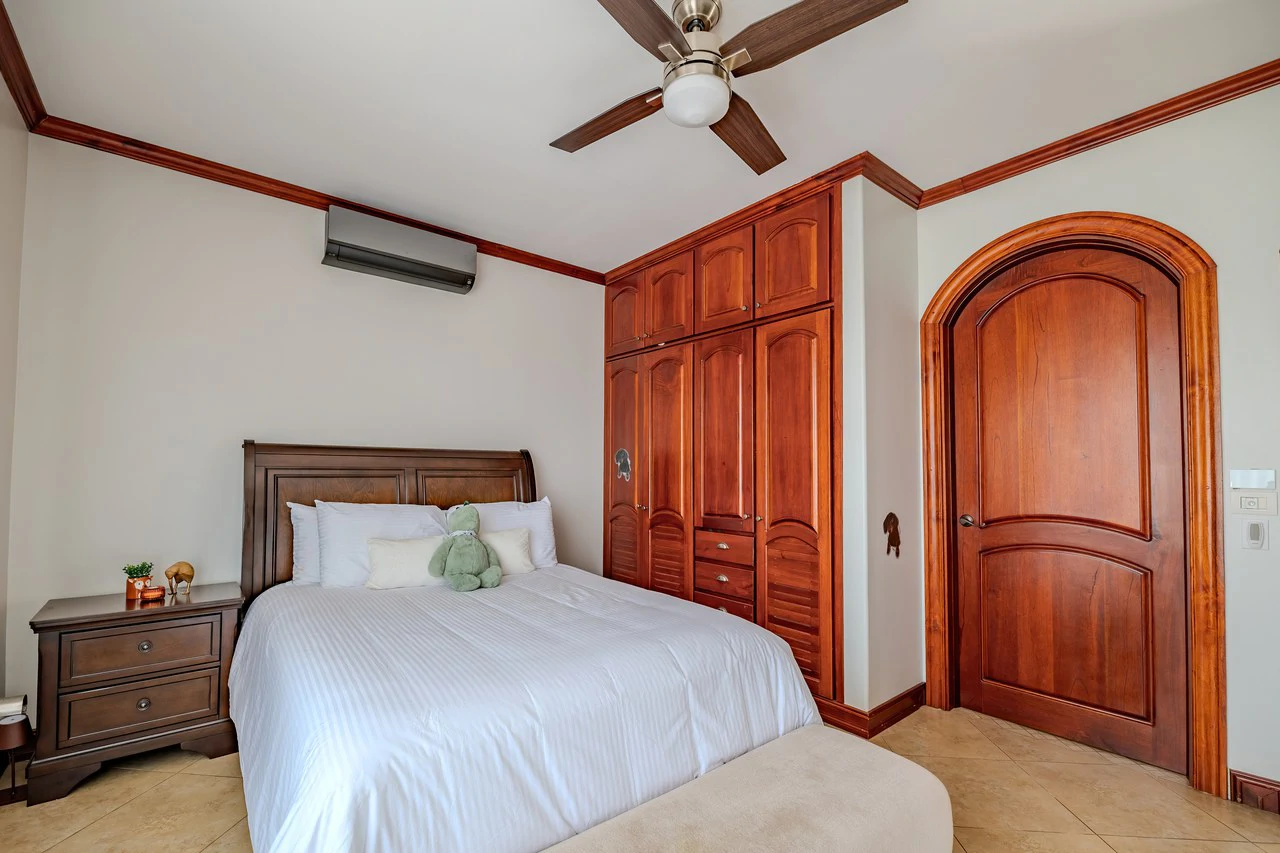 Luxury Home with Pool, Bar Area & Resort-Level Amenities | 6 br, 4.5 ba in Perez Zeledon - Gallery image 22