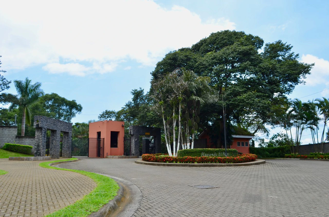 Countryside and Mountain Home Construction Site For Sale in Alajuela - Gallery image 12