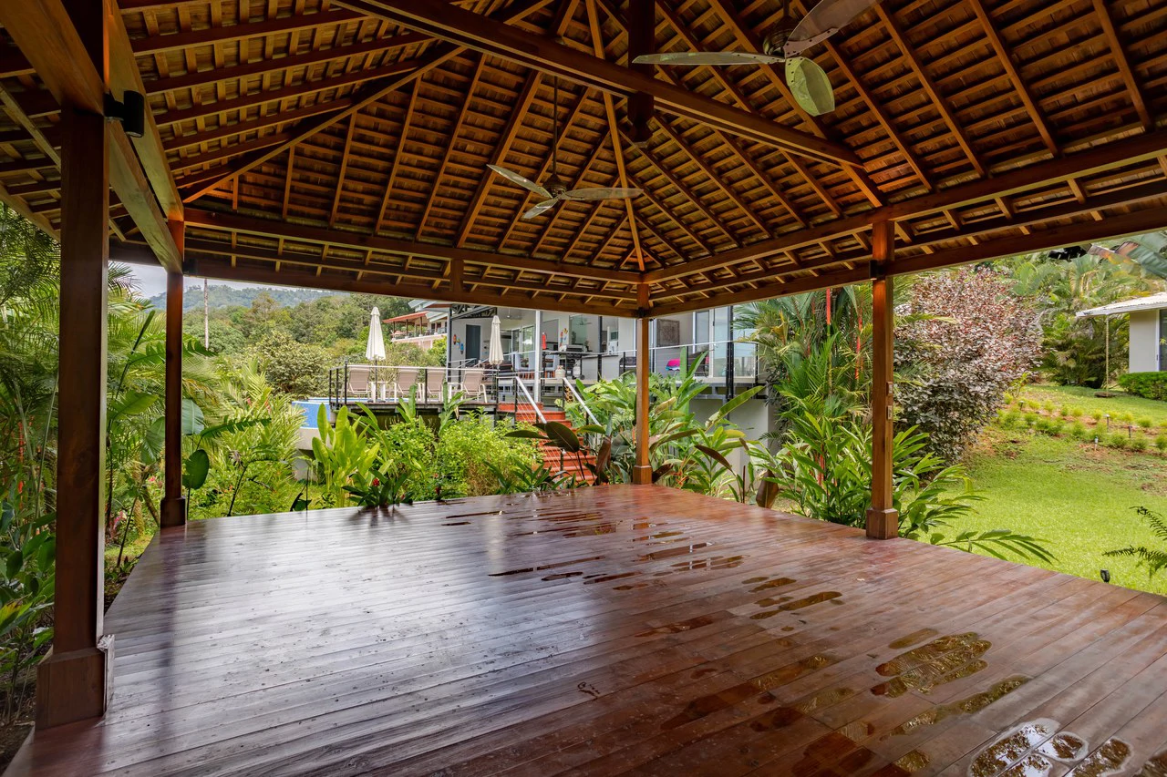 Luxury Villa with Guest House and Ocean Views of Costa Ballena - Gallery image 46