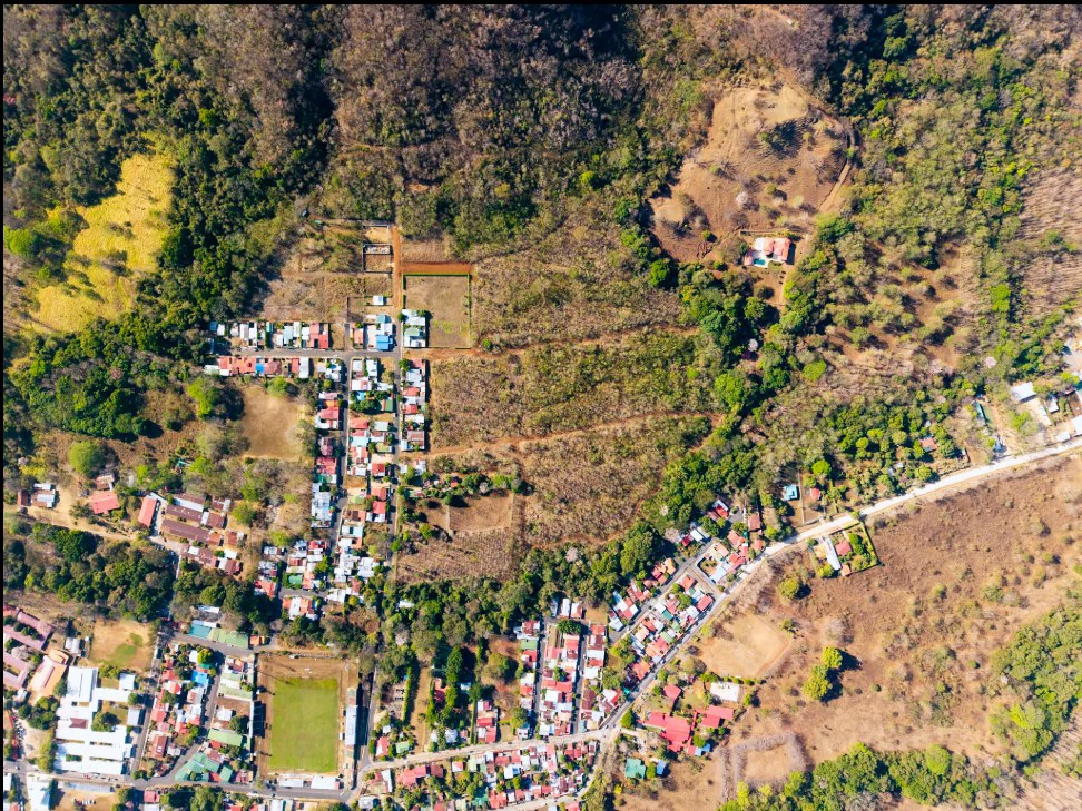 Discover Your Dream Farm on 4.2 Hectares in Costa Rica - Gallery image 8