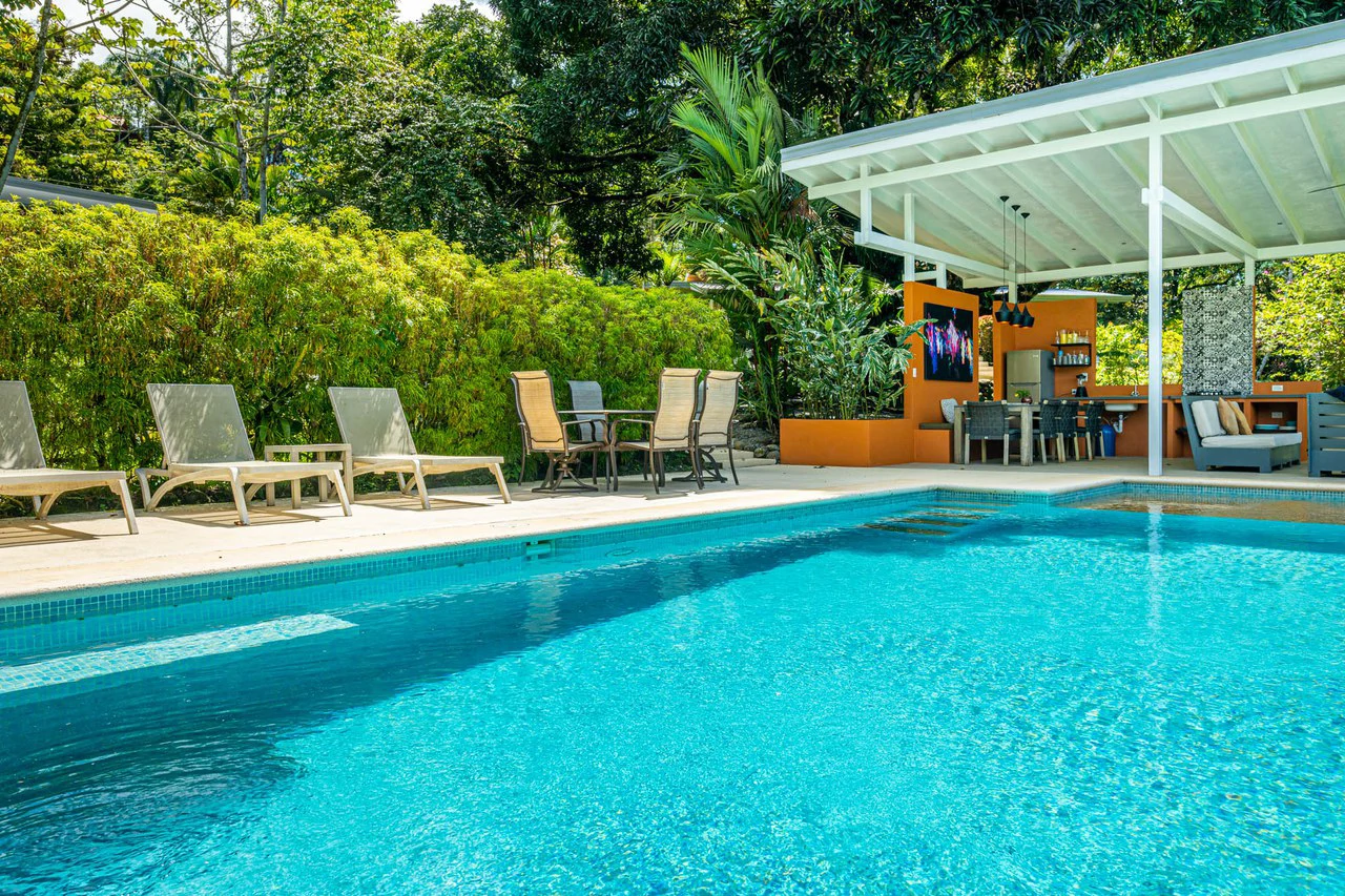 Estate Property in Escaleras, Multi-Use, Residential/HOTEL/Commercial - Gallery image 45
