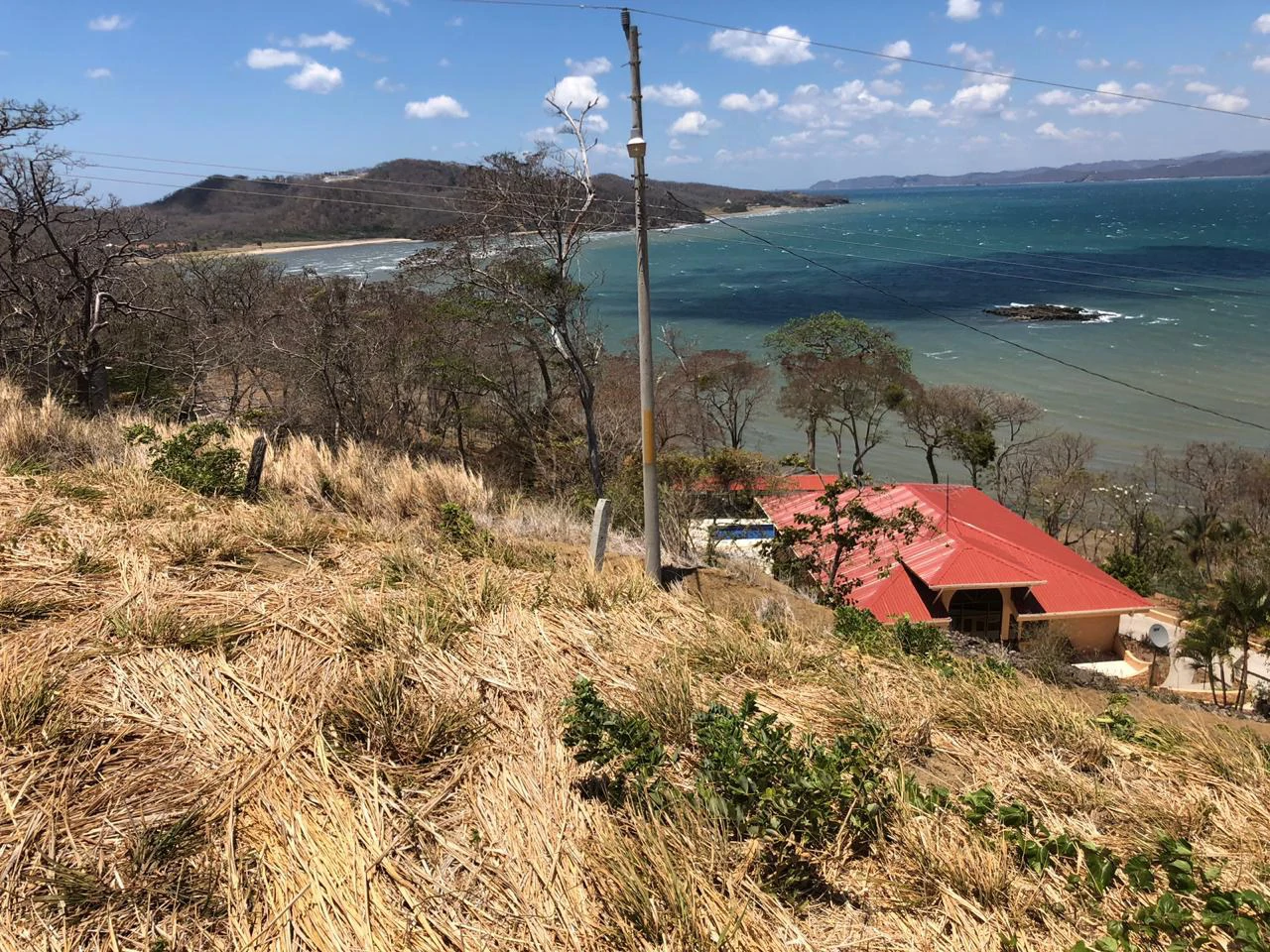 Prime ocean view property for sale, just 70 meters from the public beach area - Gallery image 12