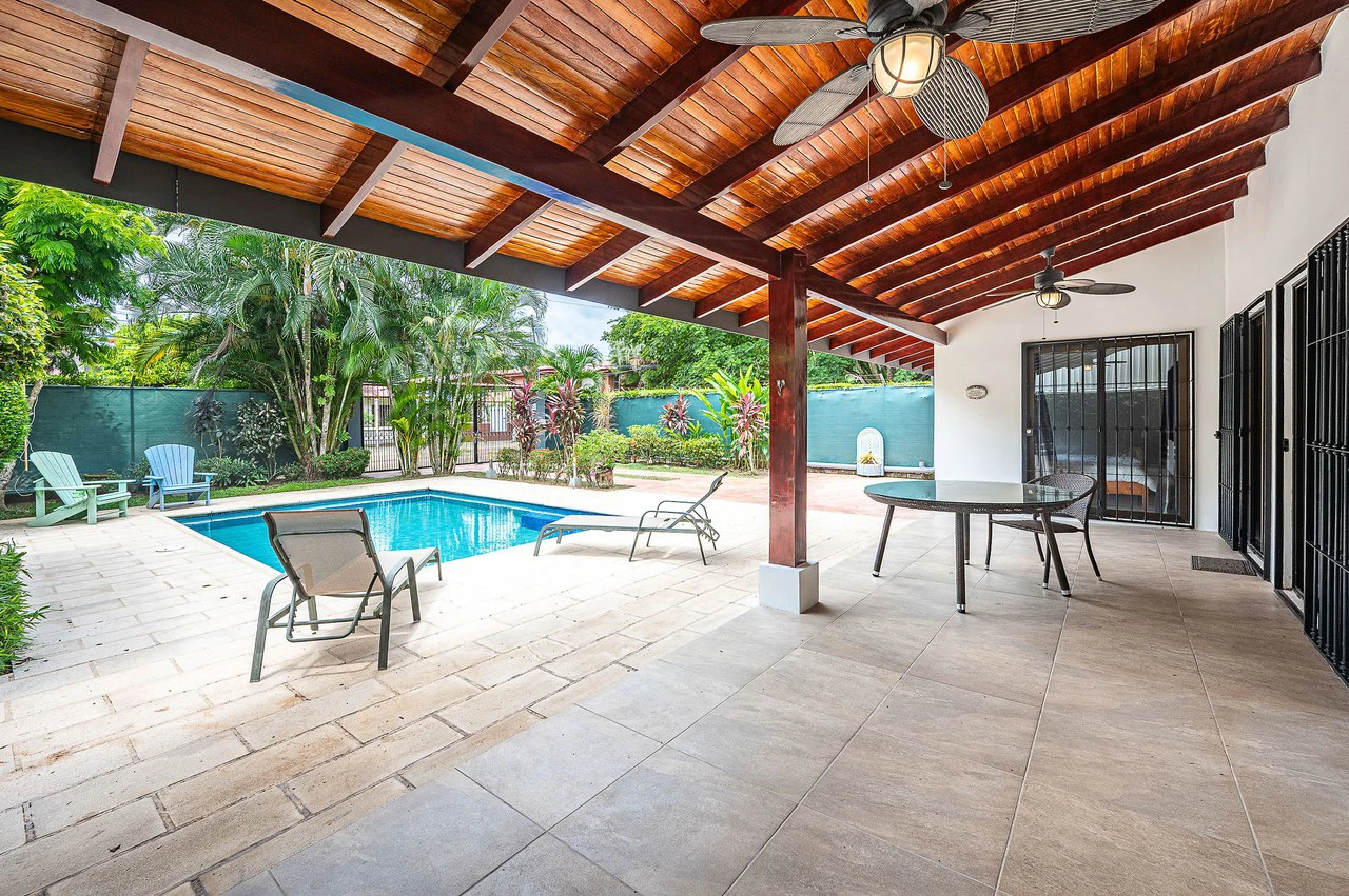 Modern Coastal Affordable 3-bedroom Home Near Los Sueños Resort - Gallery image 6