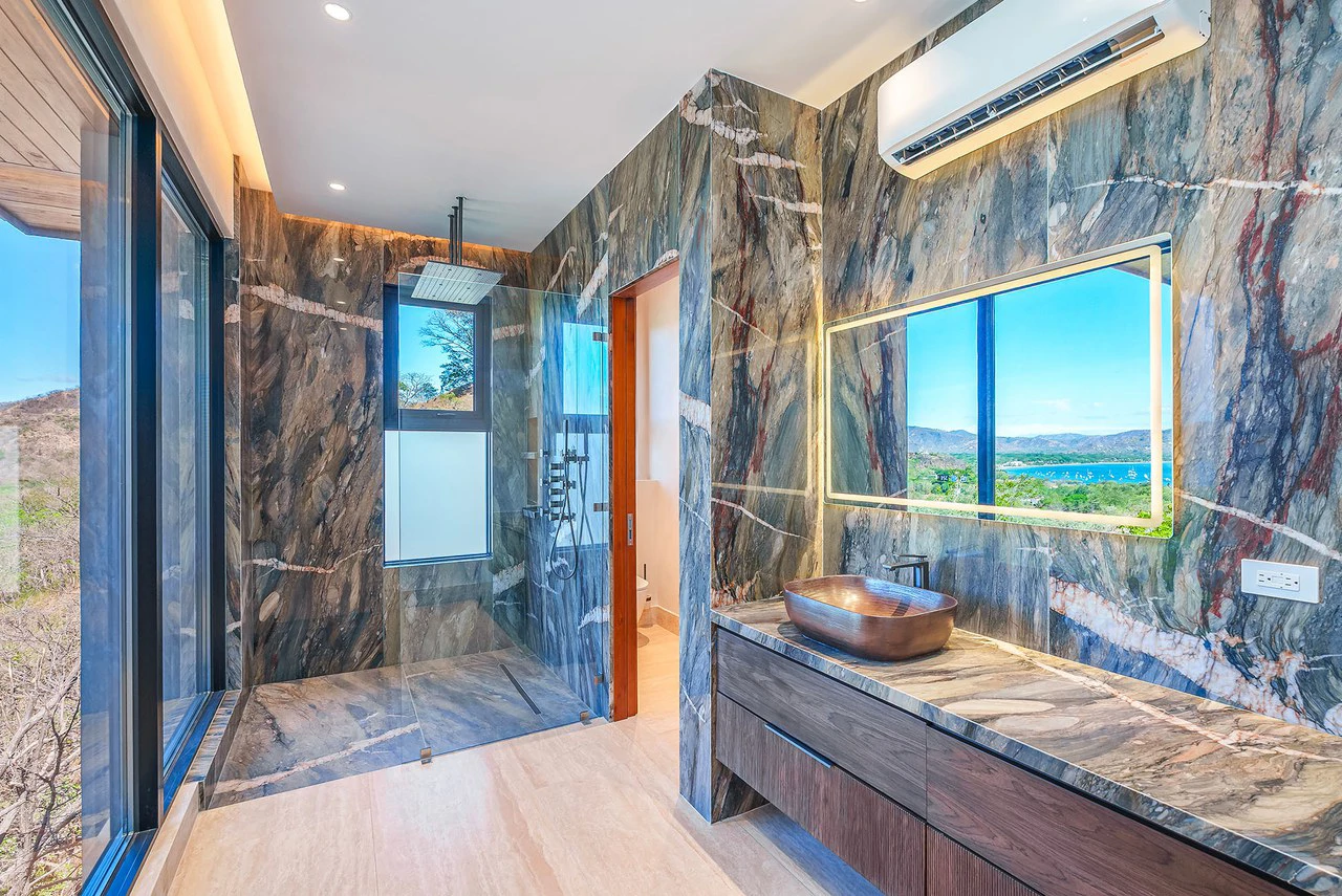 El Palacete Flamingo: 7BR Luxury Home with Vast Ocean Views - Gallery image 20