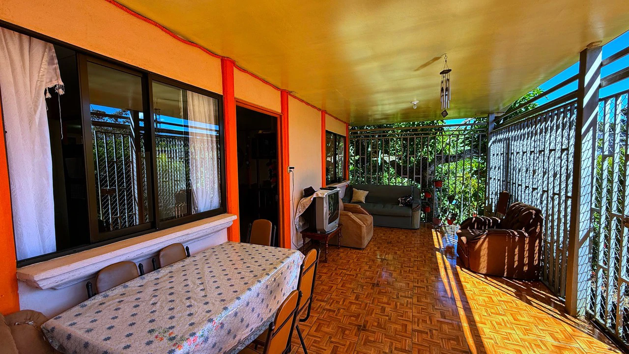 House For Sale in Pavones - Gallery image 2